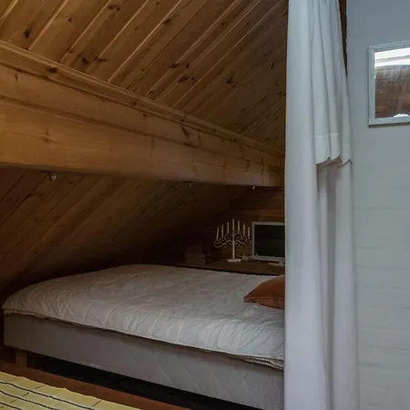 Karhunsammal By Interhome Holiday home Tuohikotti