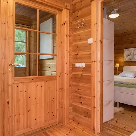Karhunsammal By Interhome * Tuohikotti